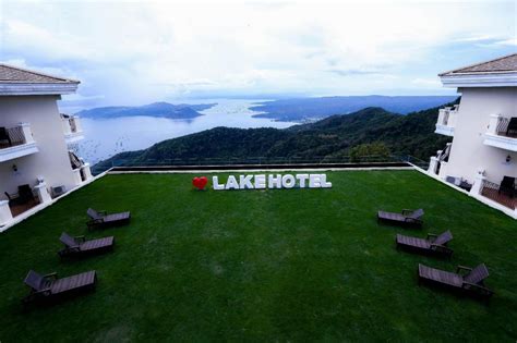 lake hotel tagaytay website.